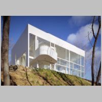 Richard Meier, Stuart R. and Paula Shamberg House (1972–74), Chappaqua, photo by Ezra Stoller, ESTO on ofhouses.com.jpg